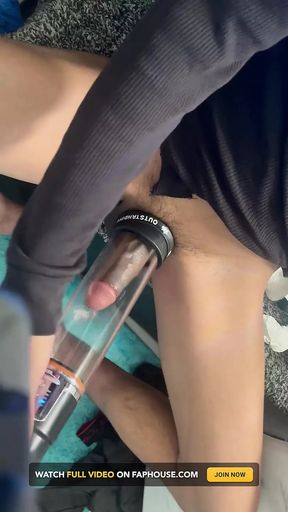 Pump Jacking off