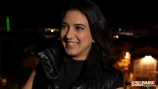 Amatérská mladá francouzská děvka dostává drsný anální sex
