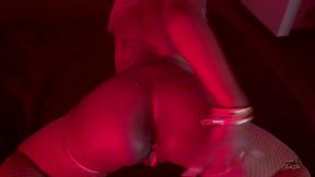 cameron congo shows me the red room