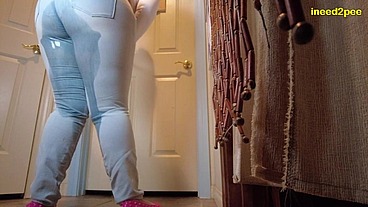 Milah Romanov curvy jeans wetting omorashi