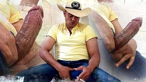 yuri gaucho - agroboy super dotado esguichando porra da pica grossa - urso brasileiro gozando forte