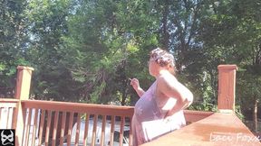 Ma's Smokin' in Curlers