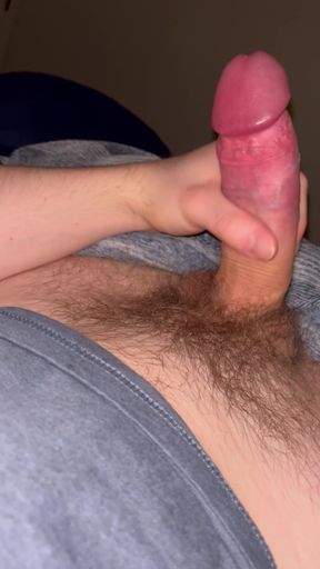 Lying down and jilling off - Amateur blondie's solitaire pleasure