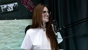 DEU PRA CIDADE INTEIRA, E TEVE UM RELACIONAMENTO MONOG&Acirc_MICO - Bella Ruiva (Moai TV)