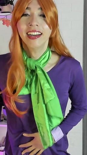 Puv Daphne Cosplay Burping Contest with Scooby