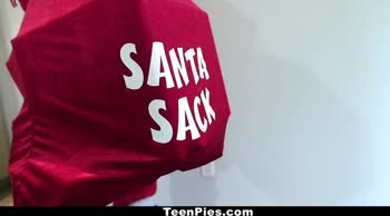 Santa's Big Gift: l Rose Takes a Rough Creampie Ride