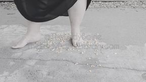 SSBBW barefoot demoness candy corn crushing