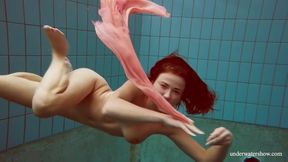 Polish Hot Shaped Deniska Swimming Nude