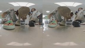 3DVR180 ANNA XINGGAN and 170 tall friend train dwarfs