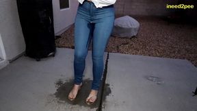 sinn sage candid and sexy skin tight jeans pissing gusher