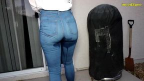 sinn sage candid and sexy skin tight jeans pissing gusher