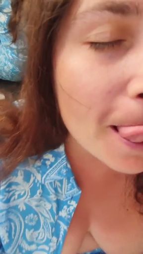 Stepmom was Fucked in the Women's Toilet of the Shopping Center   Clip 1