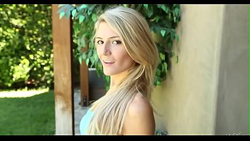 Smitten gal is engulfing studs lovestick zealously