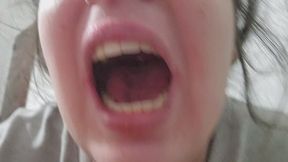 Extreme Throat Close-Up While Singing Opera – Lyrical Vocal Fetish, Drinking Water, Neck and Throat Movement Focus, Intimate Throat Fetish Video