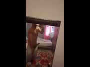 Yarragi kaldırmış salliyor