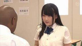 Aya Miyazaki tries BBC from her transfer classmate