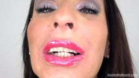 Mouth fetish video with Valentina Sierra