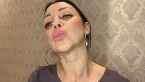 crumble corn cobs with your teeth m