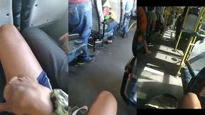me masturbando no transporte publico do lado de desconhecidos