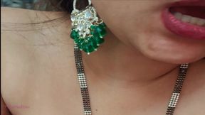 Hot Desi Indian Girl Hot Bouncing Boobs Nipples Desi Aunty Looking Beautiful Face Hot Show