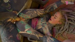 Steamy ALT dreadhead girl gives a hot oral and rides his huge shaft in