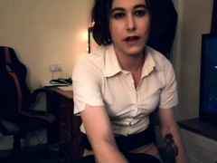 Brunette Solo Webcam Masturbation