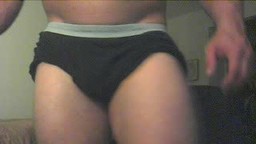 Bodybuilder Shows Off His Rump