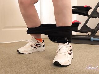 Aunt Judy's - Working Out with Breasty 64yo GILF Katie Desire