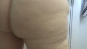 Join me in the shower, Bbw booty shakin’