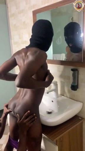 Sex in the Club Toilet