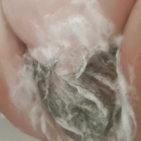 stepmom soaps her pussy and drips water on her vagina