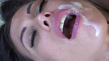 Provocative MILF Sheila Marie loves a good fucking
