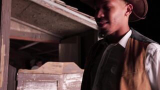 Exclusive Look Behind The Scenes On Set Of Gold Diggers (BTS)