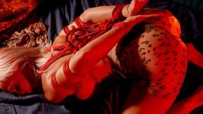 Big boobs MILF shibari session - 4K