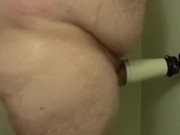 Fat guy and a shower mount
