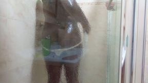 Washing my pussy nicely so my husband can fuck me good, just the way I love it.