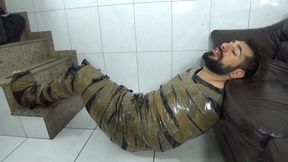 SEXY GIRL PUNISHING THE SLAVE WITH STINKY FARTS PART 1 BY FRANCIELE AND DANIEL SANTIAGO (CAM BY RENATO) FULL HD