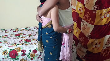 Beautiful bhabhi pissing with bedroom sex