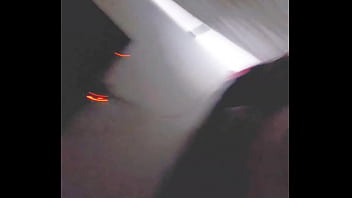 Me da sus nalgas despu&eacute_s de la fiesta