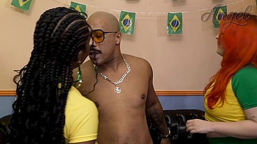 A copa do mundo já acabou mas a putaria continua com as brasileiras gostosas