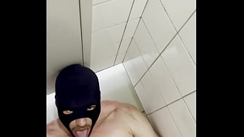 This submissive guy wanted to meet me in a public toilet to worship me - good boy!