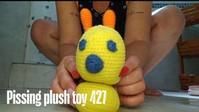 Pissing plush toy 427