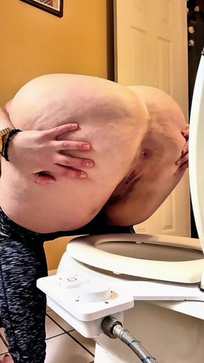 Im Dirty & Sweaty Cum Clean Me up