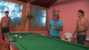 Exclusive video Bareback: Intense gangbang with hot and sexy muscular men