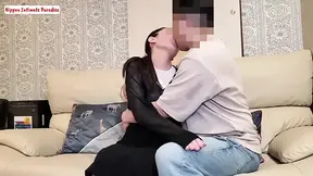 Asian Angel gets a facial from her devoted worshipper
