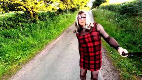 Amateur crossdresser kellycd2022 evening drive