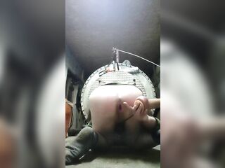 Just a schlong is no longer sufficiently for this large banging butt! That's why homosexual anal bangs with a broom!