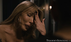 Trans stepmom Eva Paradis sucks Dante Colles dick then rides him raw