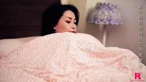 Hot housewife rewards hubby with hardcore fucking