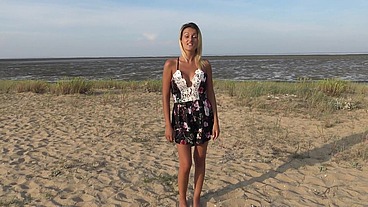 Epoustouflante de beauté, voici Lylou, 25ans !